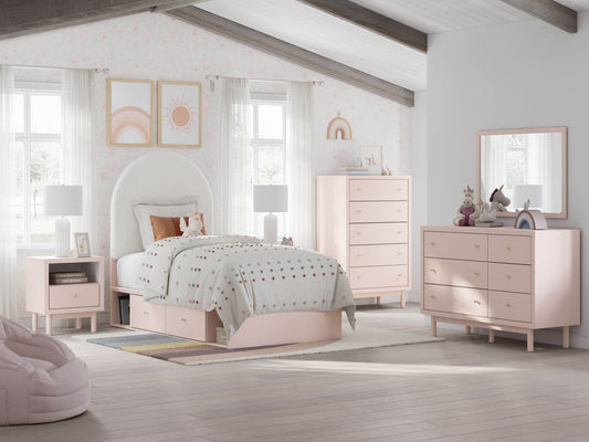 Wistenpine - Storage Bedroom Set - Forward Furniture